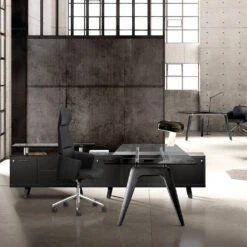 BRALCO RAIL Schreibtisch | 1800 - 2400 Mm, Integriertes Lowboard, Grau Getönte Glas-Tischplatte