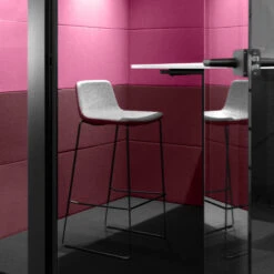 SILENT ROOM L - Meetingbox | Raum-in-Raum, Schallschutz, Für 4 Personen, Bezugsstoffe BERTA / VELITO / SYNERGY -Möbel Pro Verkauf SILENTROOM L Raum in Raum System Raum im Raum Loesung Akustik Schallabsorber Ruhebereich Ruheraum Besprechungsraum Meetingraum SILENT ROOM Raum in Raum System Raum im Raum Loesung Schall 3