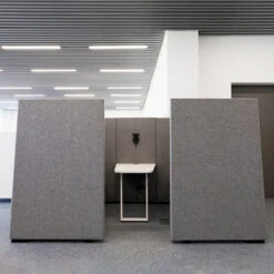 JAZZ SILENT BOX | Akustik Raum-in-Raum-System, Wollbezüge VELITO / SYNERGY -Möbel Pro Verkauf SilentBox JAZZ Besprechungsinsel Ruhezone Akustik 2