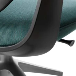 Profim - TRILLO PRO Drehstuhl | Rückenlehne Gepolstert, Synchronmechanik, Schwarz -Möbel Pro Verkauf Synchronmechanischer Drehstuhl TRILLO PRO Schwarze Kunststoffelemente aus Polyamid Rueckenlehne gepolstert Pulverbeschichtetes Alu Gestell mit Teflongleitern in Anthrazit Fixier 10 1